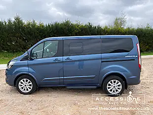 Used 2021 Ford Tourneo Custom Titanium Blue - Interior and Exterior details 4