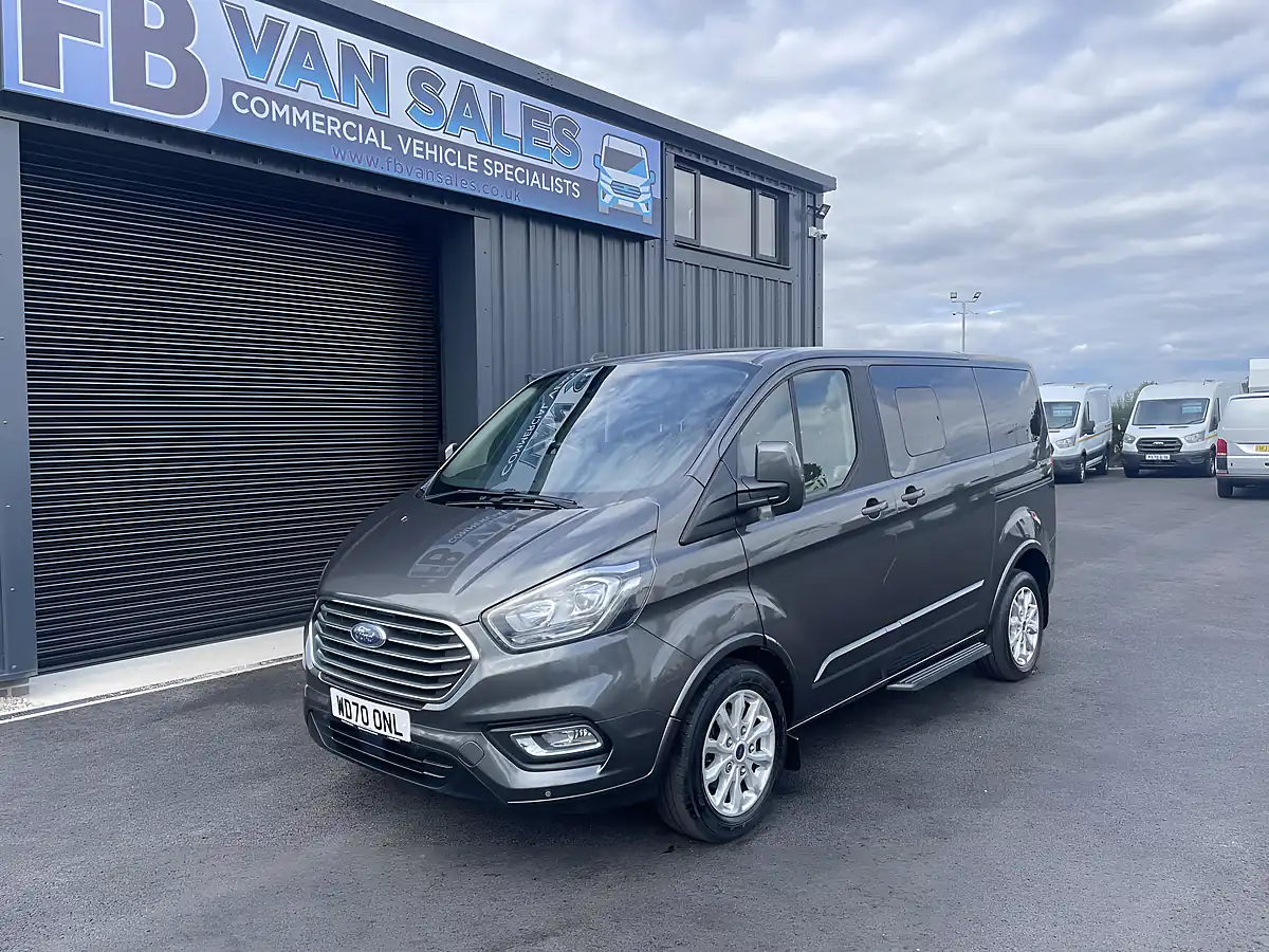 Used 2021 Ford Tourneo Custom Titanium Grey - Interior and Exterior details 2