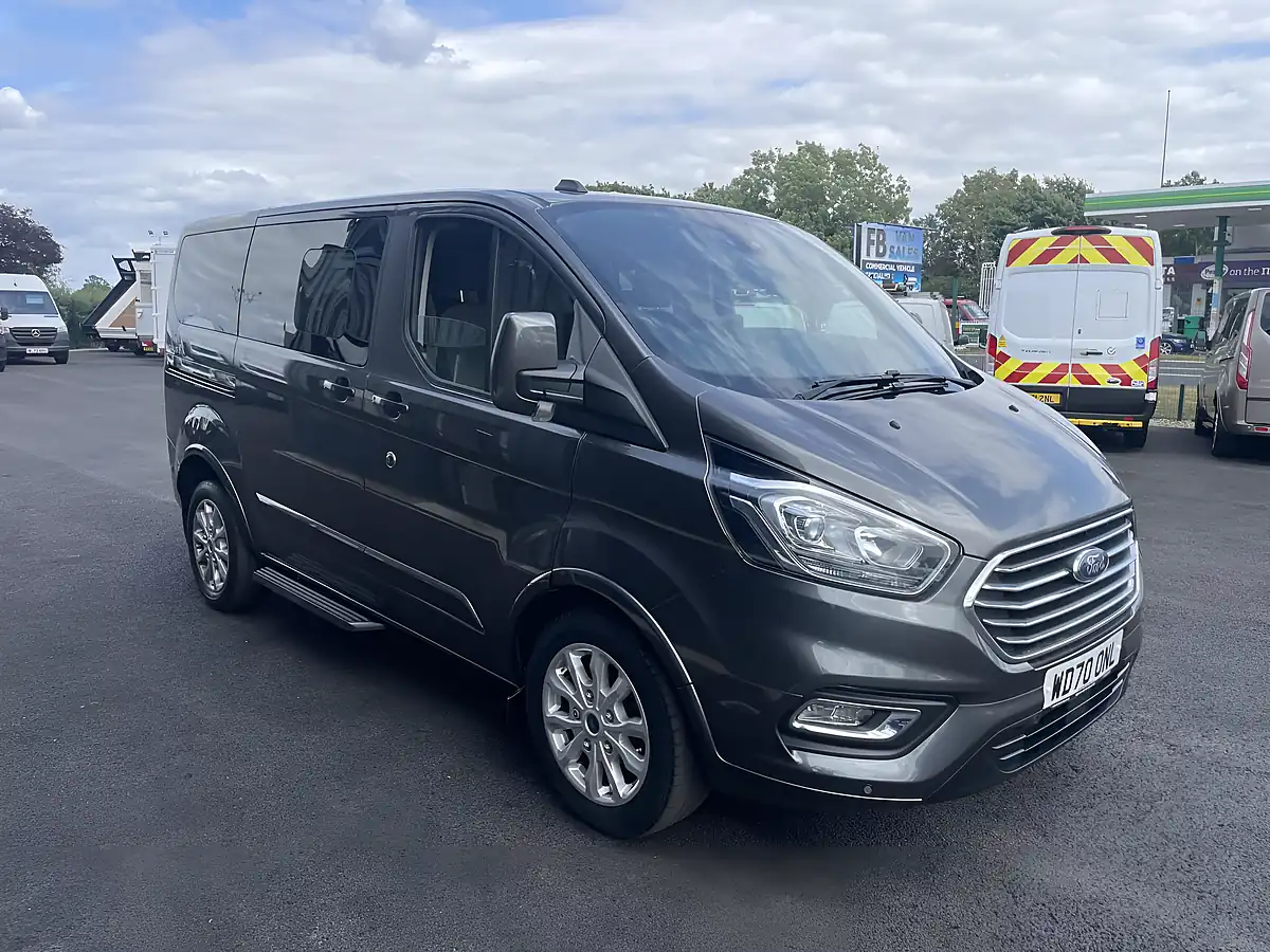 Used 2021 Ford Tourneo Custom Titanium Grey - Interior and Exterior details 7
