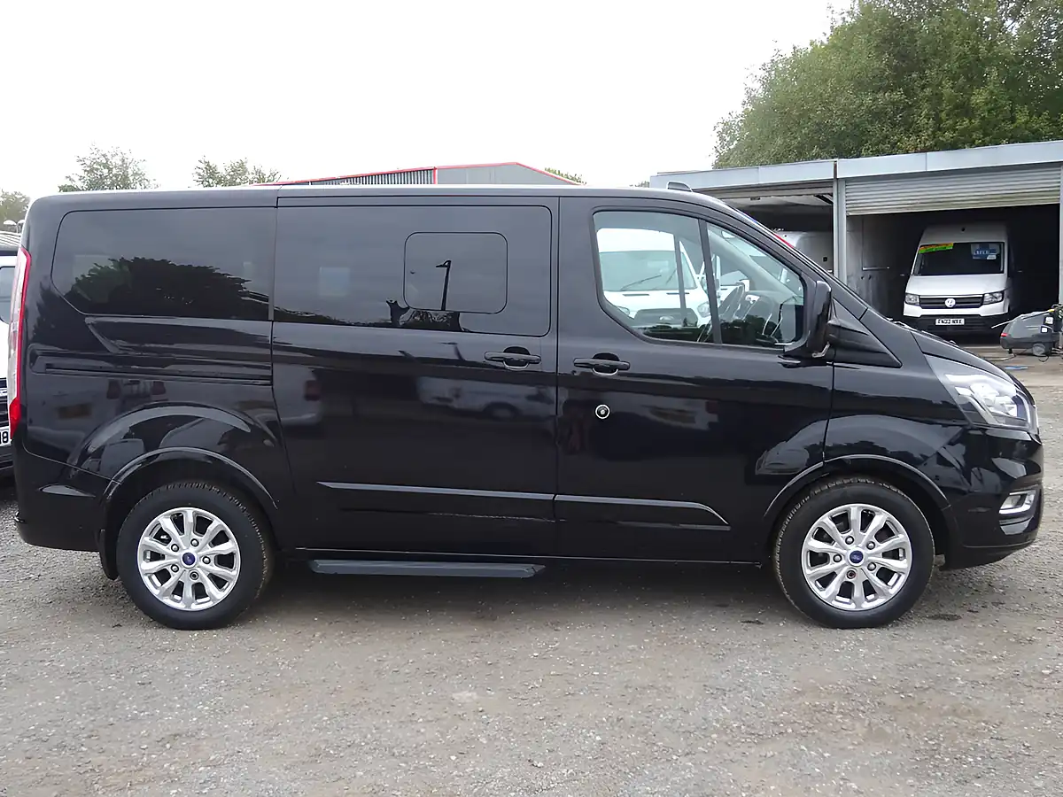 Used 2021 Ford Tourneo Custom Titanium L1 (swb) Black - Interior and Exterior details 14