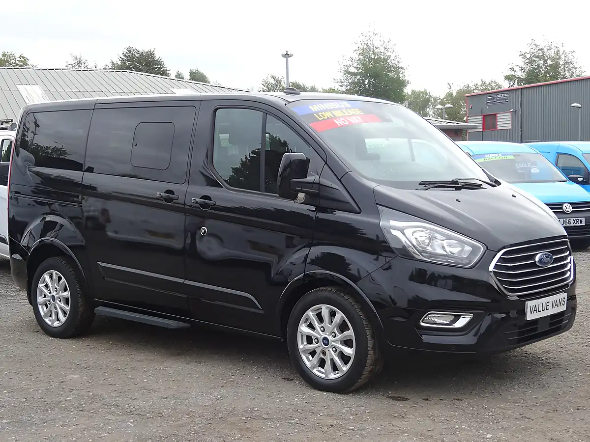 Used 2021 Ford Tourneo Custom Titanium L1 (swb) Black - Interior and Exterior details 8