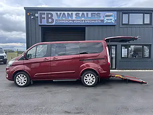 Used 2021 Ford Tourneo Custom Titanium Red - Interior and Exterior details 8