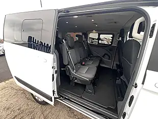 Used 2021 Ford Tourneo Custom Zetec Frozen White - Interior and Exterior details 19