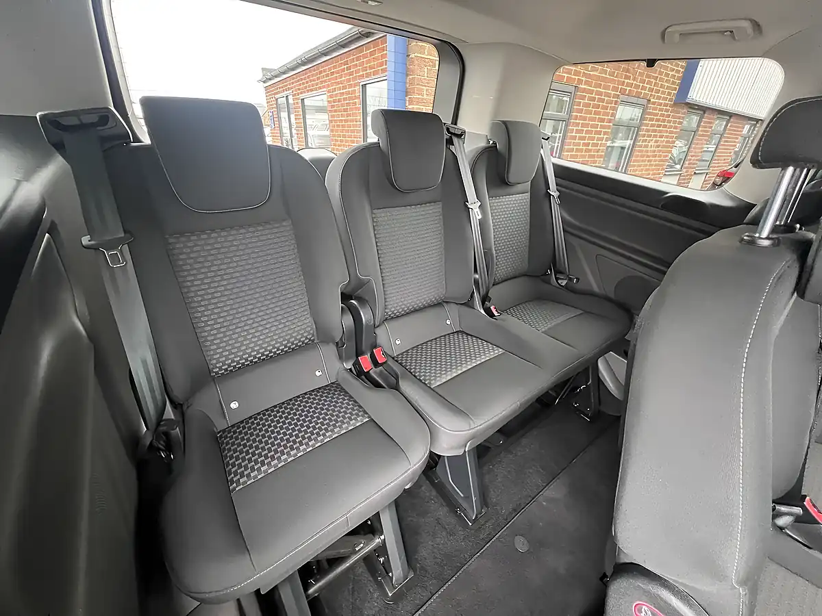 Used 2021 Ford Tourneo Custom Zetec Frozen White - Interior and Exterior details 5