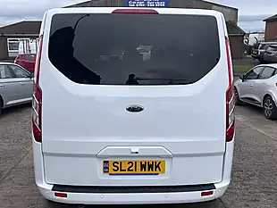 Used 2021 Ford Tourneo Custom Zetec Frozen White - Interior and Exterior details 8