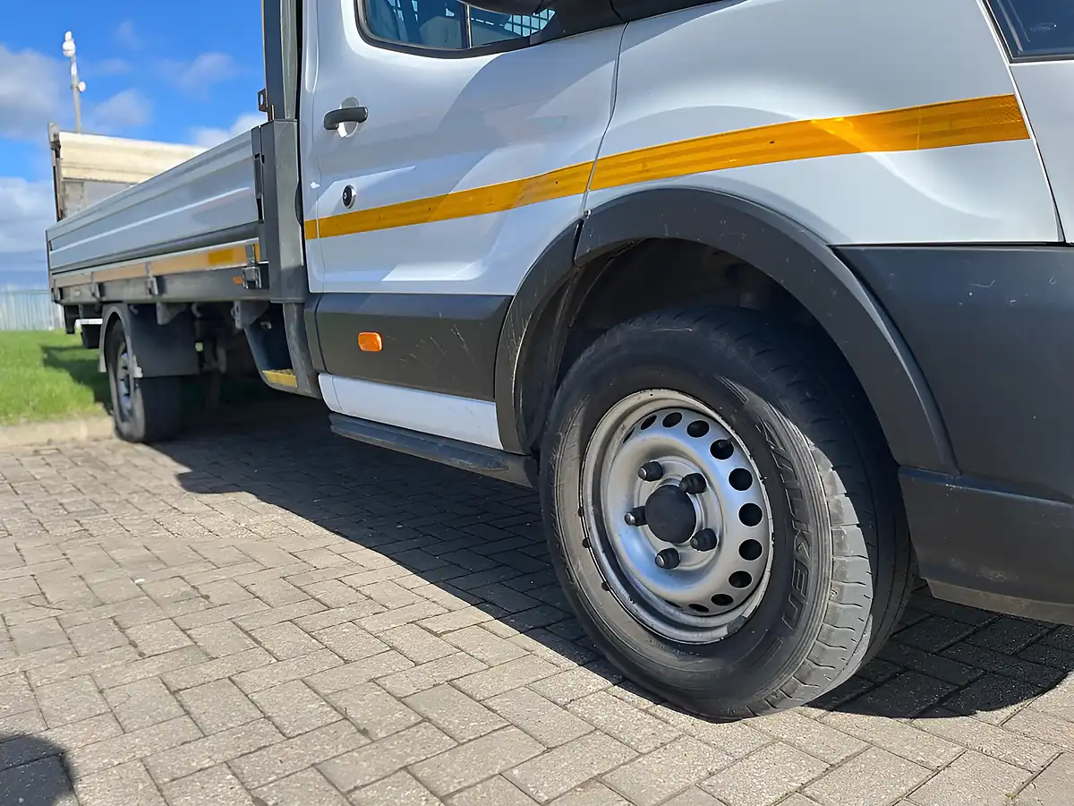 Used 2021 Ford Transit 350 Leader Dropside White - Interior and Exterior details 9