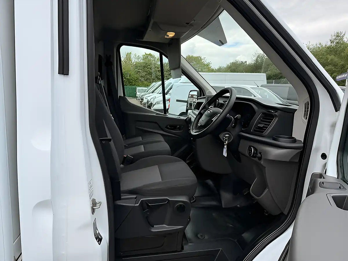 Used 2021 Ford Transit 350 Leader L4 Lwb Luton White - Interior and Exterior details 17