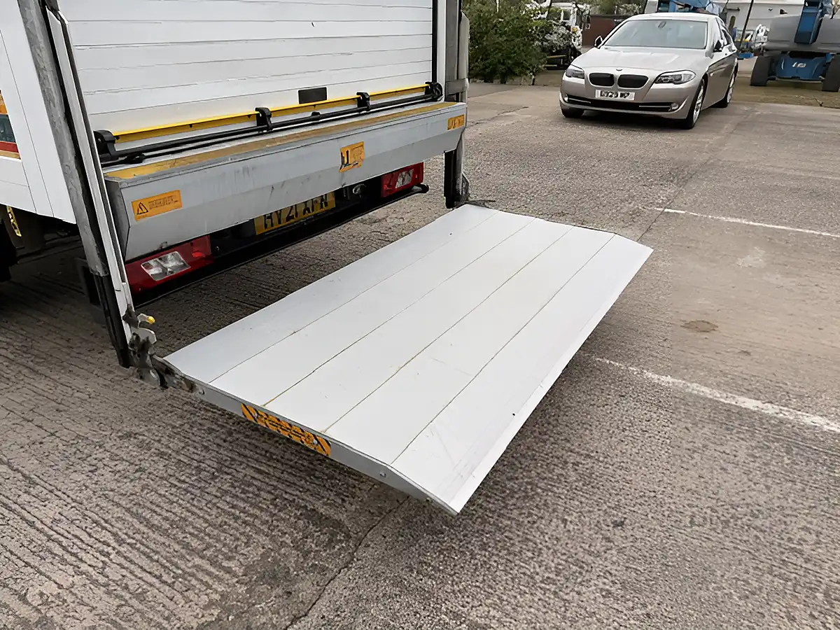 Used 2021 Ford Transit 350 Leader L4 Lwb Luton White - Interior and Exterior details 5
