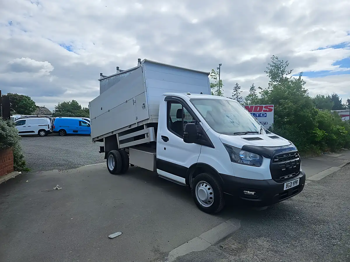 Used 2021 Ford Transit 350 Leader White - Front View