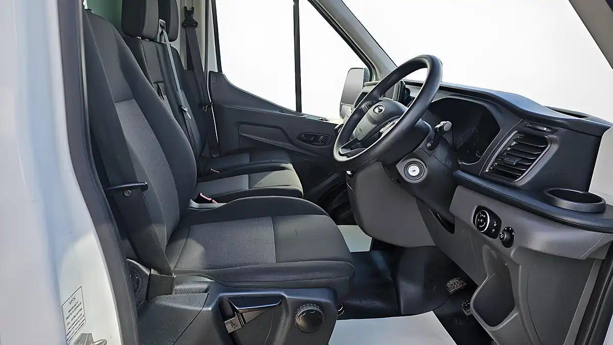 Used 2021 Ford Transit 350 Luton L4 White - Interior and Exterior details 11