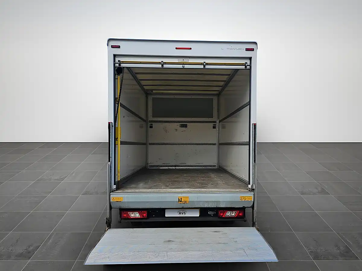Used 2021 Ford Transit 350 Luton L4 White - Interior and Exterior details 9