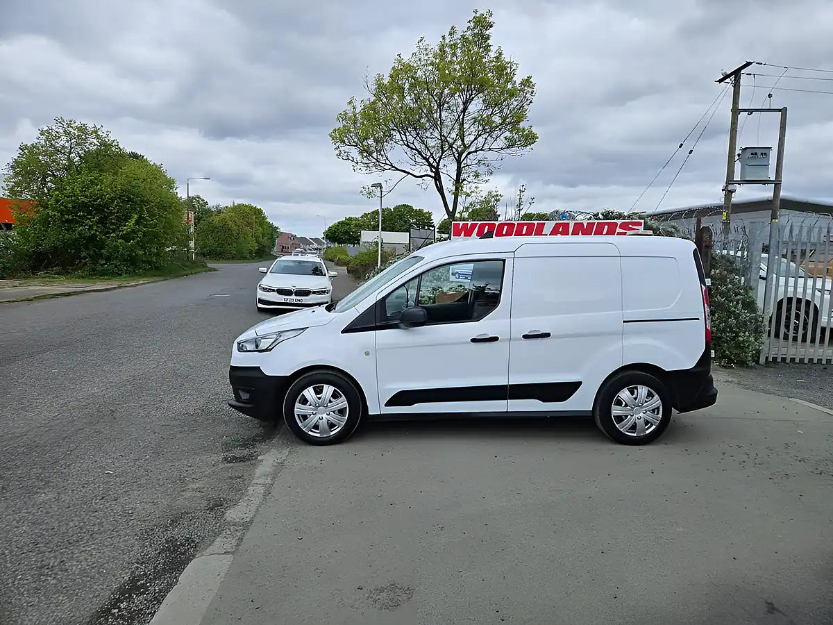 Used 2021 Ford Transit Connect 200 Base Frozen White - Interior and Exterior details 5
