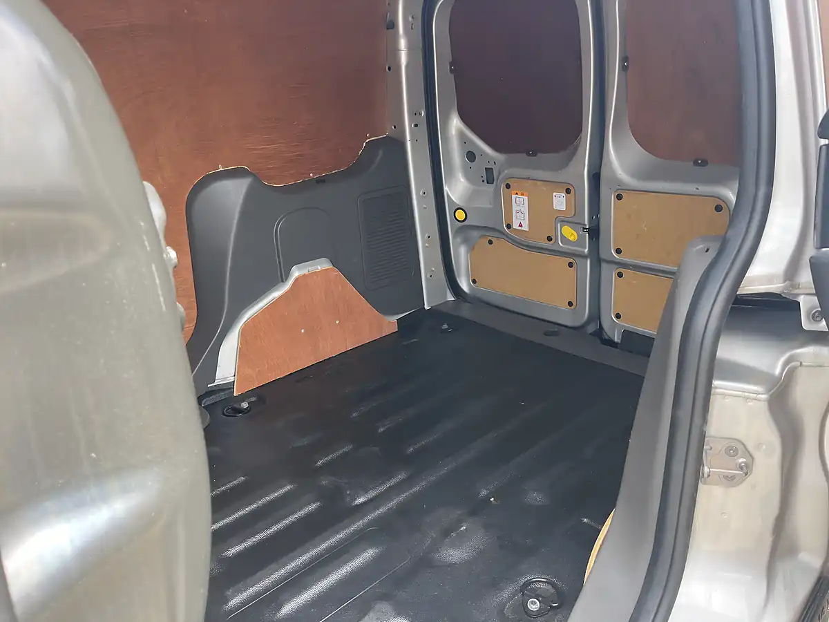 Used 2021 Ford Transit Connect 200 Limited Silver - Interior and Exterior details 10