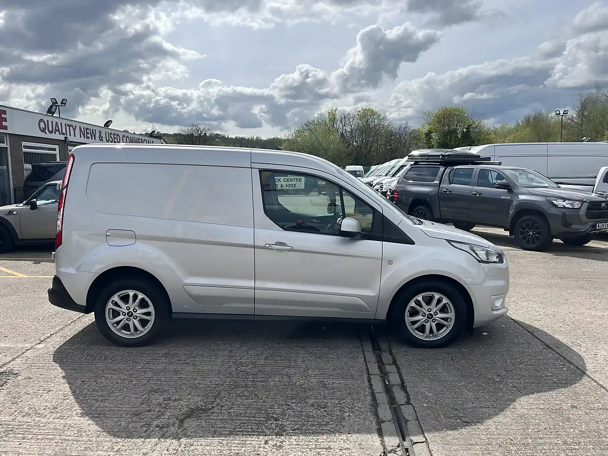 Used 2021 Ford Transit Connect 200 Limited Silver - Interior and Exterior details 2