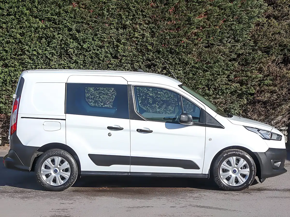 Used 2021 Ford Transit Connect 220 White - Interior and Exterior details 3