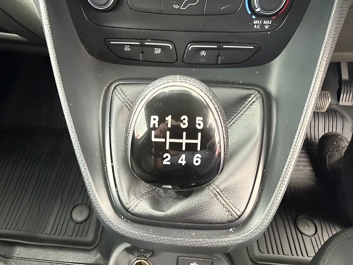 Used 2021 Ford Transit Connect 240 Leader Silver - Interior and Exterior details 11