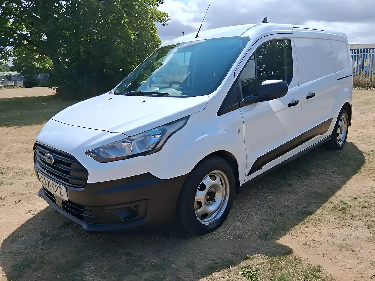 Used 2021 Ford Transit Connect Leader Crew Van Double Cab White - Front View