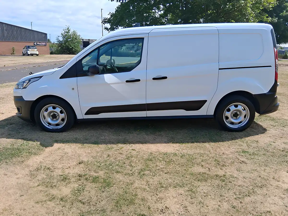 Used 2021 Ford Transit Connect Leader Crew Van Double Cab White - Interior and Exterior details 2