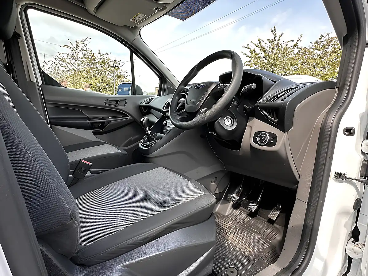 Used 2021 Ford Transit Connect Leader Frozen White - Interior and Exterior details 15