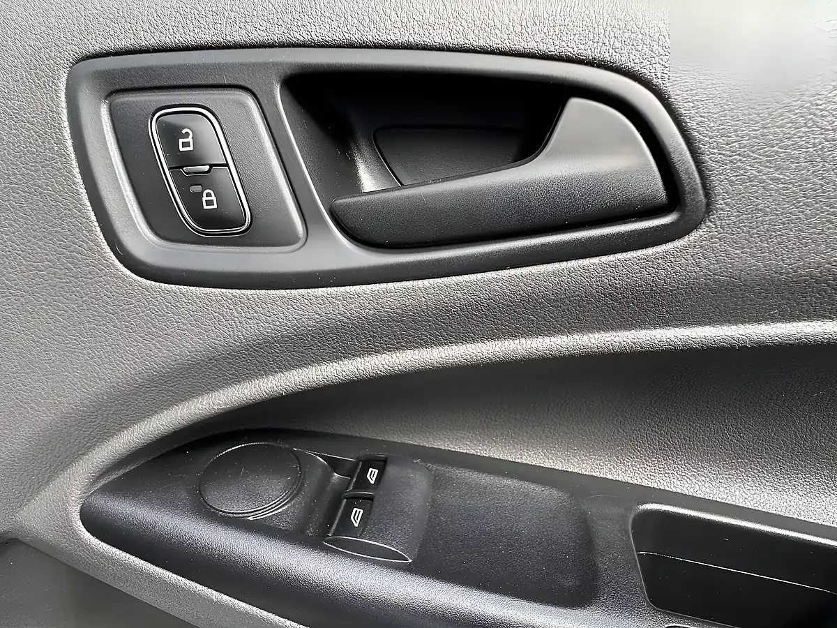 Used 2021 Ford Transit Connect Leader Frozen White - Interior and Exterior details 17