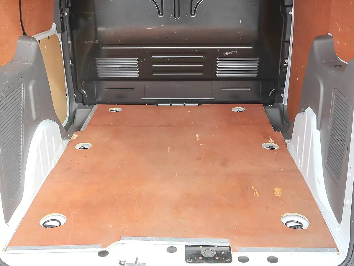 Used 2021 Ford Transit Connect Leader Frozen White - Interior and Exterior details 10