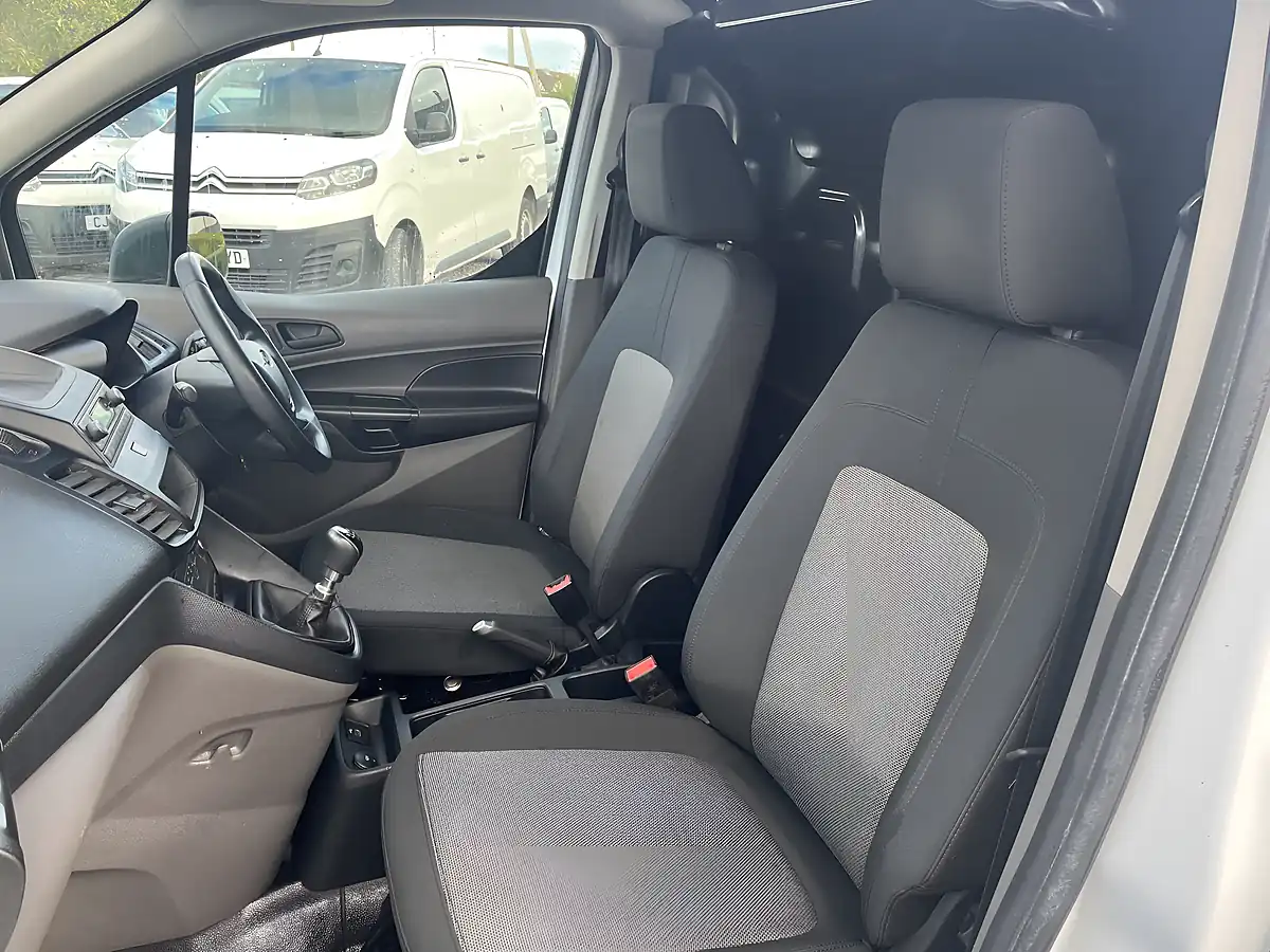 Used 2021 Ford Transit Connect Leader Van 200 L1 White - Interior and Exterior details 17