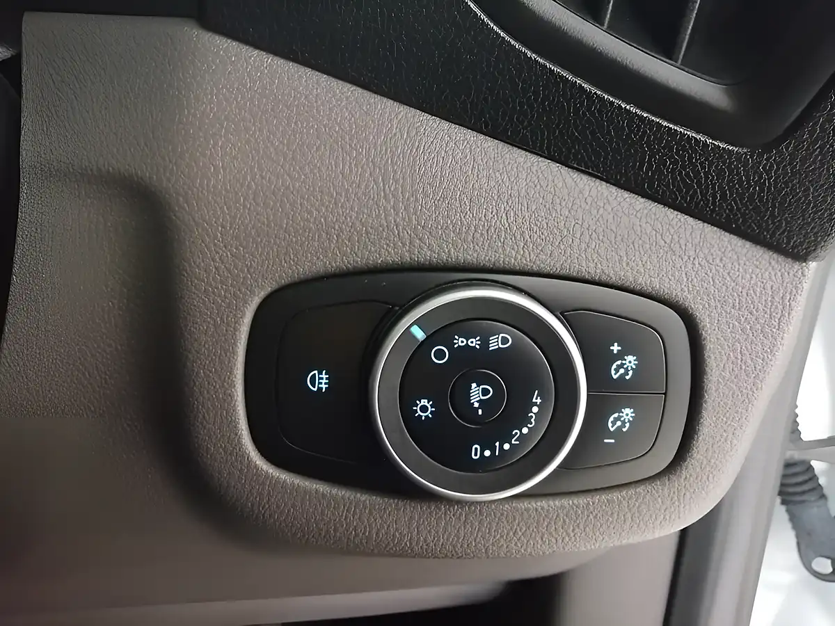 Used 2021 Ford Transit Connect Leader White - Interior and Exterior details 11
