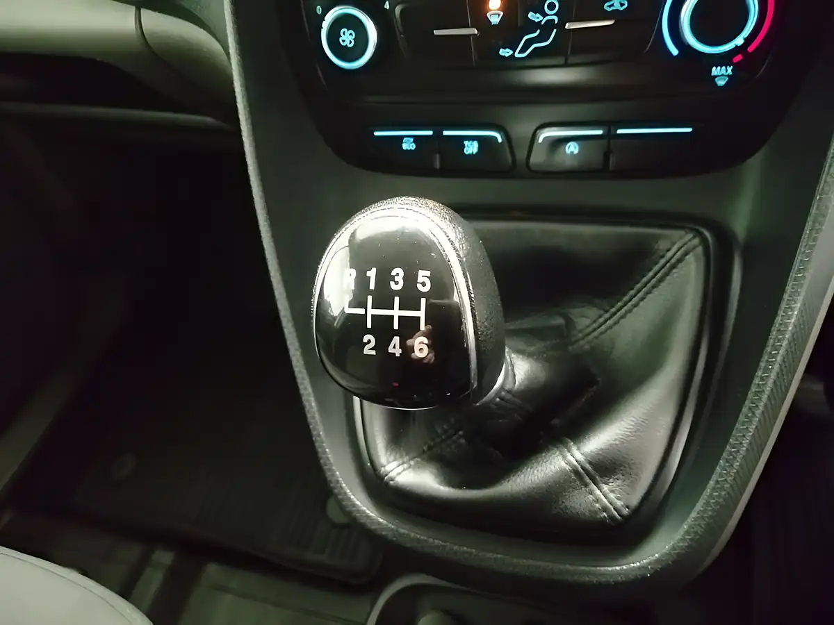 Used 2021 Ford Transit Connect Leader White - Interior and Exterior details 17