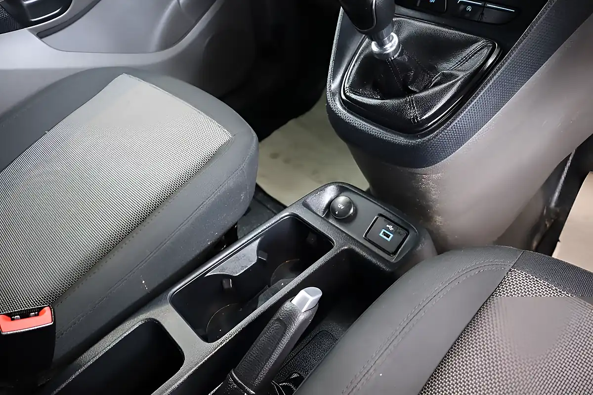 Used 2021 Ford Transit Connect Leader White - Interior and Exterior details 18