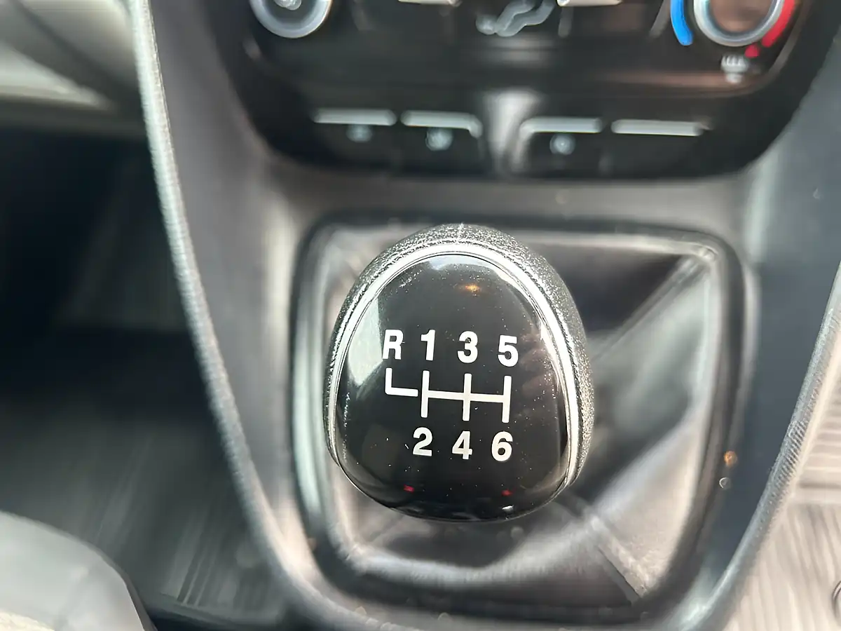 Used 2021 Ford Transit Connect Leader White - Interior and Exterior details 19