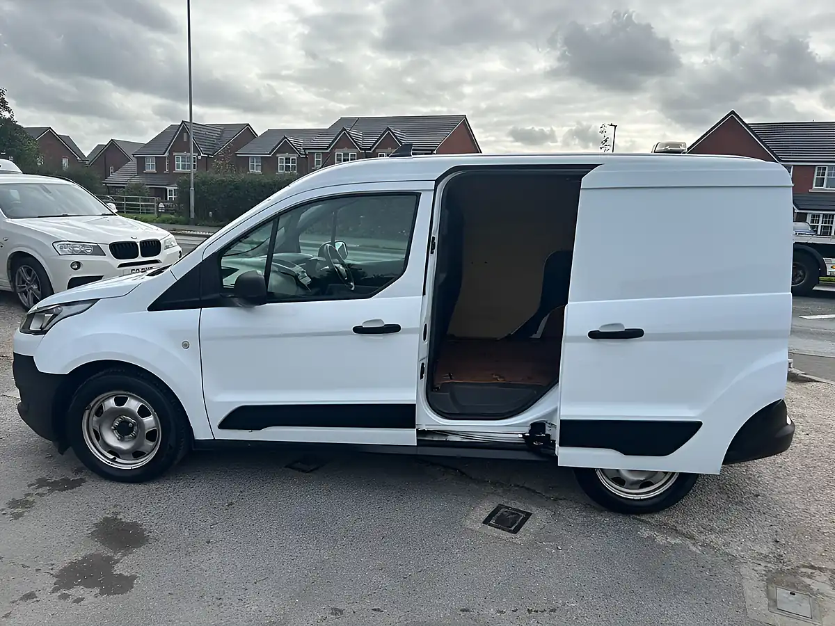 Used 2021 Ford Transit Connect Leader White - Interior and Exterior details 9