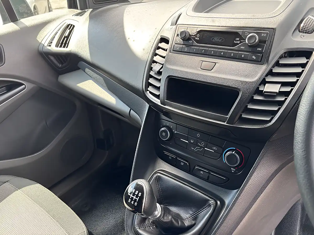 Used 2021 Ford Transit Connect Leader White - Interior and Exterior details 9