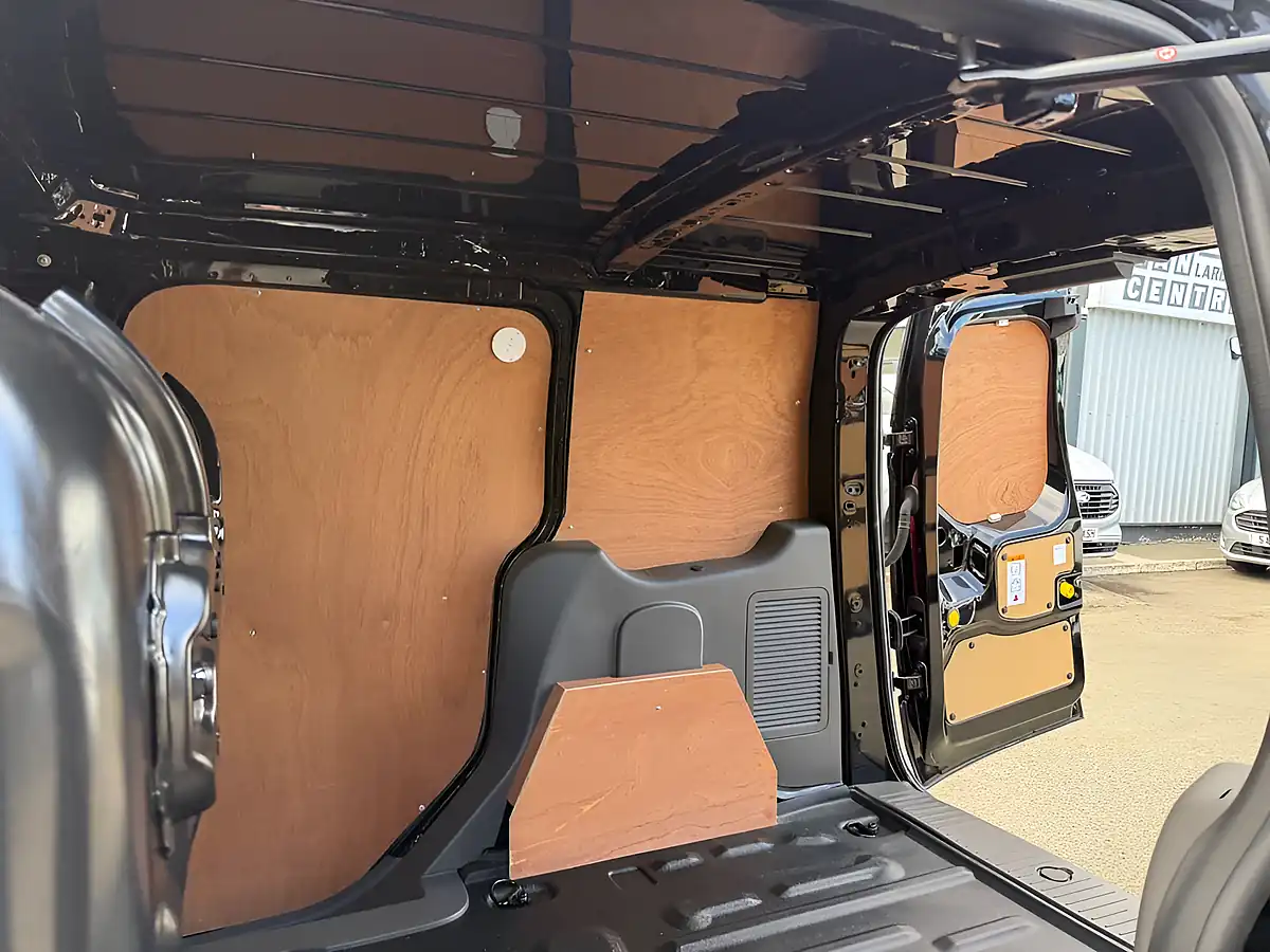 Used 2021 Ford Transit Connect Limited Black - Interior and Exterior details 18