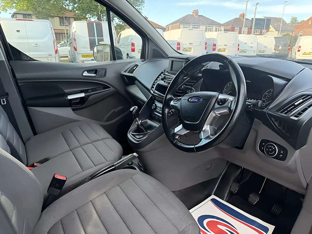Used 2021 Ford Transit Connect Limited Black - Interior and Exterior details 14