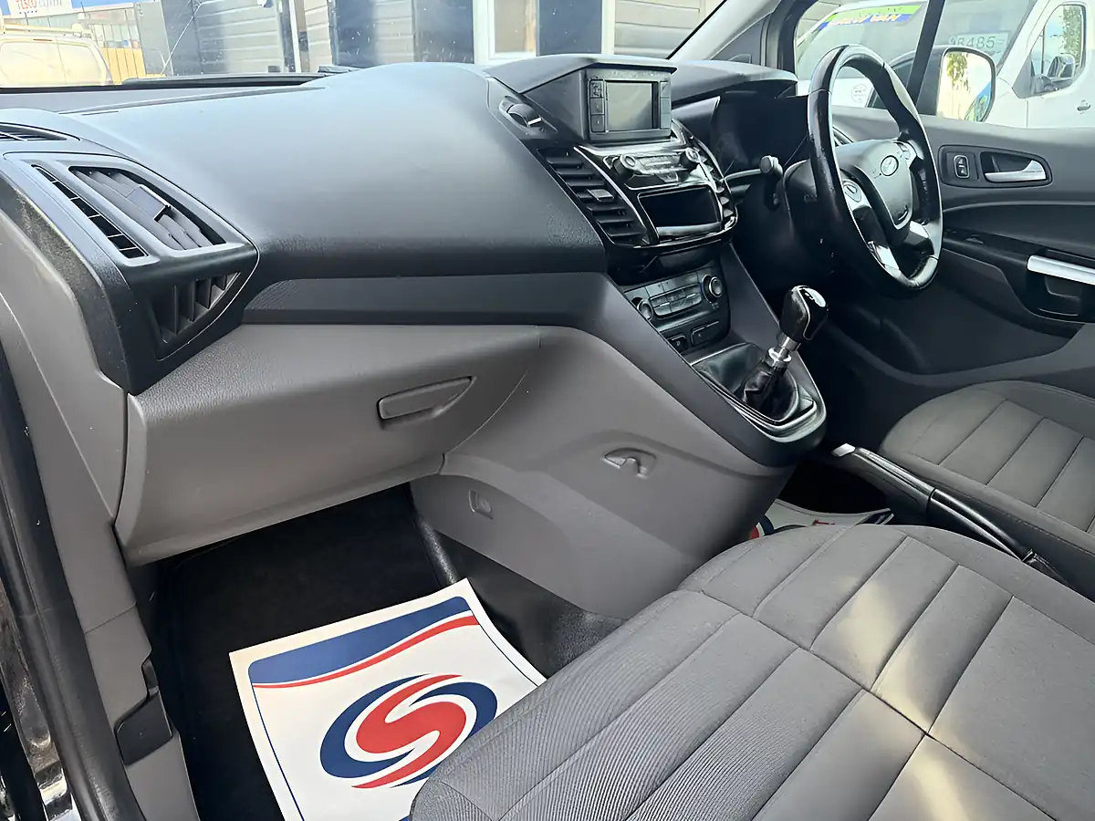 Used 2021 Ford Transit Connect Limited Black - Interior and Exterior details 18