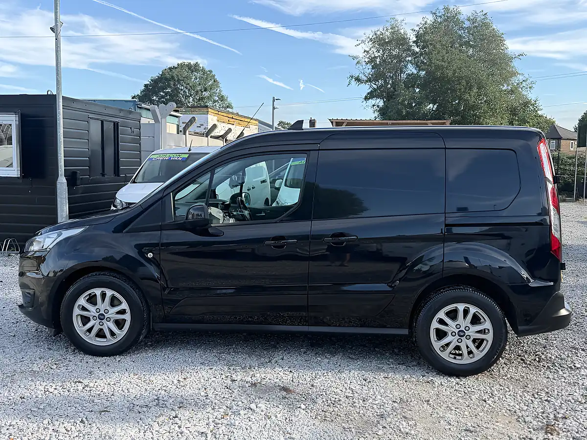 Used 2021 Ford Transit Connect Limited Black - Interior and Exterior details 8