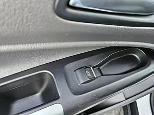 Used 2021 Ford Transit Connect Limited Frozen White - Interior and Exterior details 18