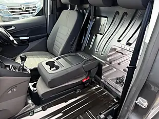 Used 2021 Ford Transit Connect Limited Grey - Interior and Exterior details 9