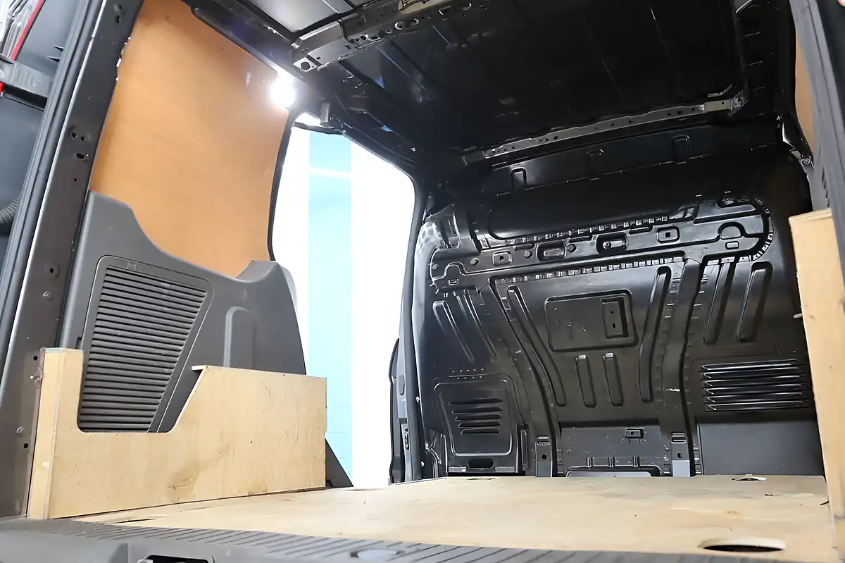 Used 2021 Ford Transit Connect Limited Grey - Interior and Exterior details 12