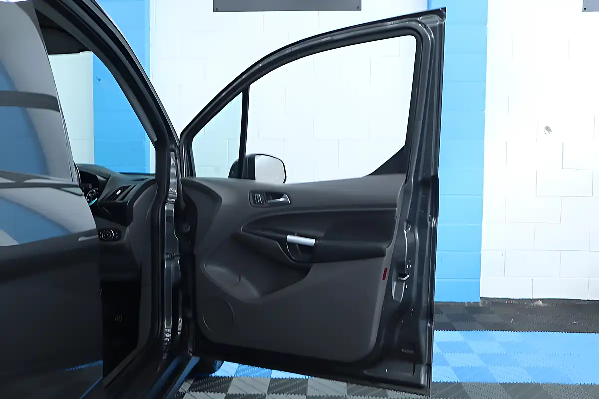Used 2021 Ford Transit Connect Limited Grey - Interior and Exterior details 14