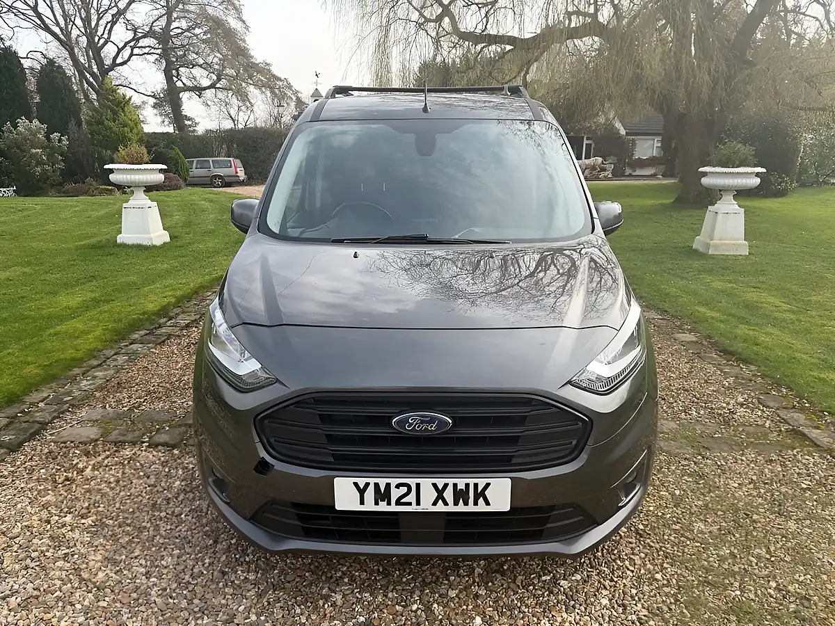 Used 2021 Ford Transit Connect Limited Grey - Interior and Exterior details 8