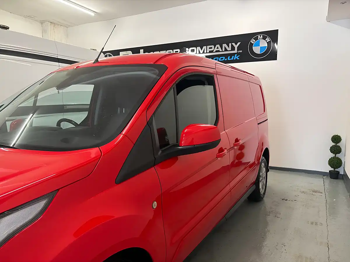 Used 2021 Ford Transit Connect Limited L2 Red - Interior and Exterior details 17