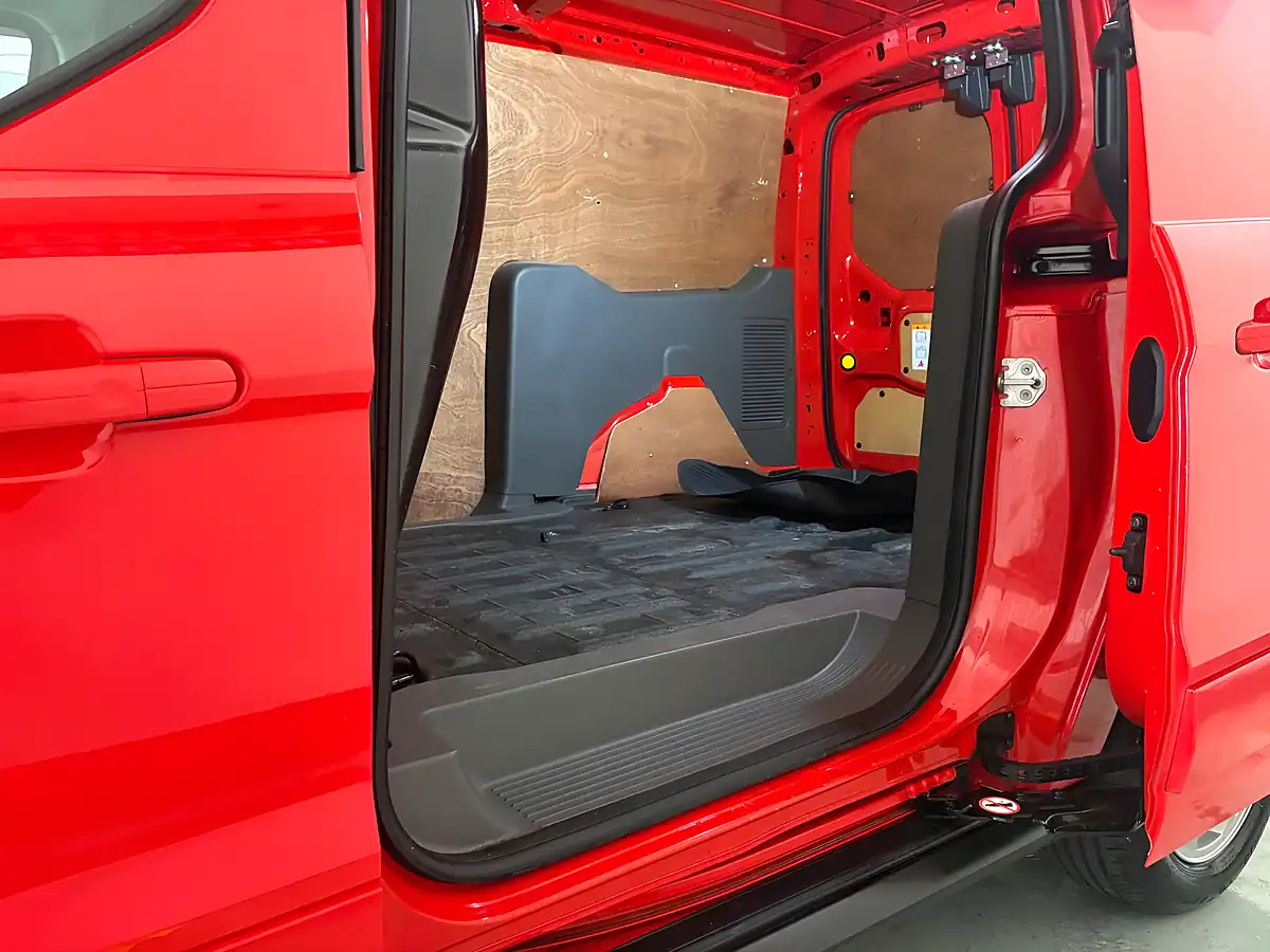 Used 2021 Ford Transit Connect Limited L2 Red - Interior and Exterior details 18