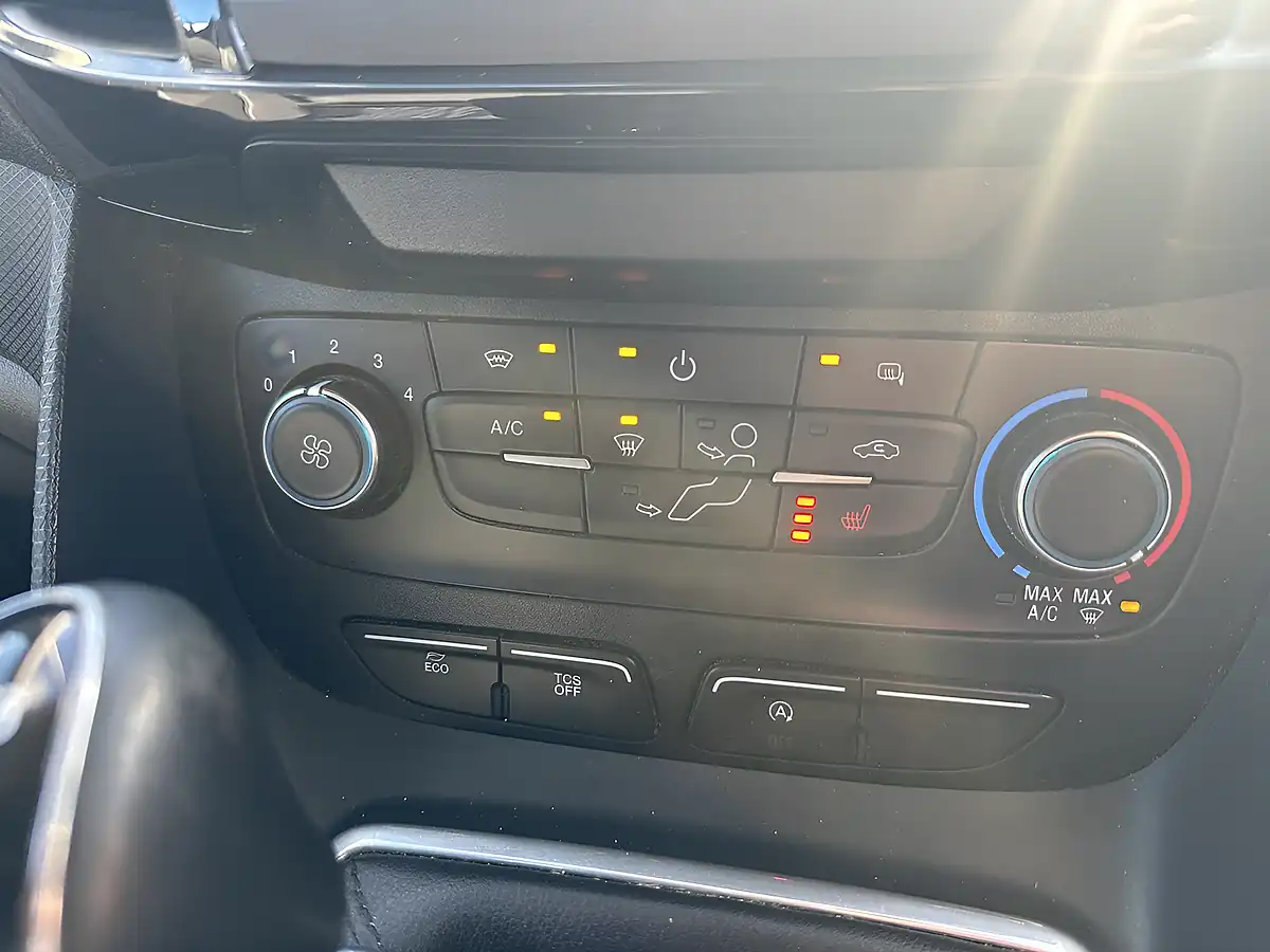 Used 2021 Ford Transit Connect Limited Magnetic (metallic Paint) - Interior and Exterior details 11