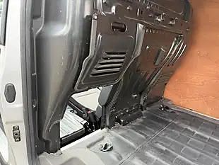 Used 2021 Ford Transit Connect Limited Silver - Interior and Exterior details 16