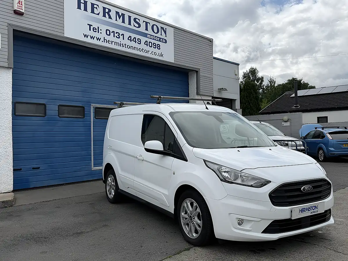 Used 2021 Ford Transit Connect Limited White - Front View
