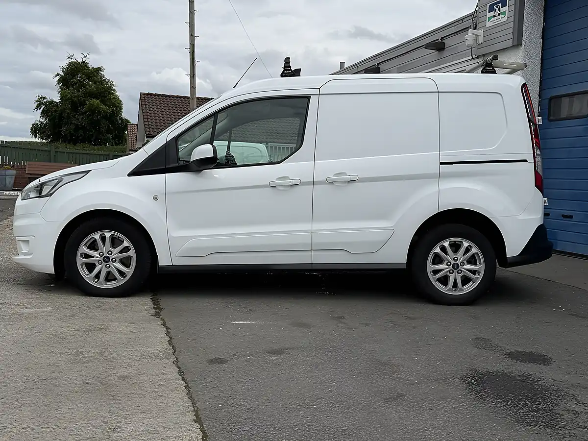 Used 2021 Ford Transit Connect Limited White - Interior and Exterior details 4