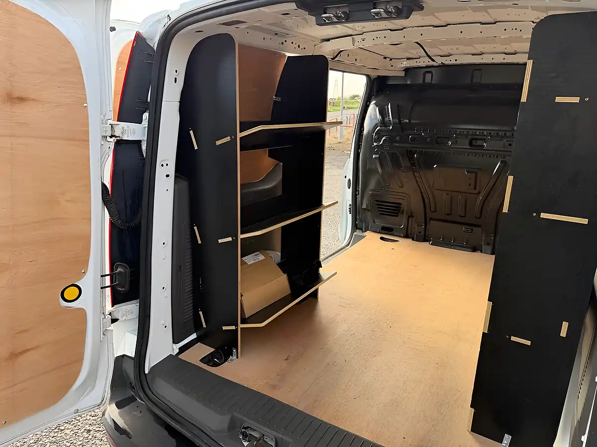 Used 2021 Ford Transit Connect Limited White - Interior and Exterior details 13