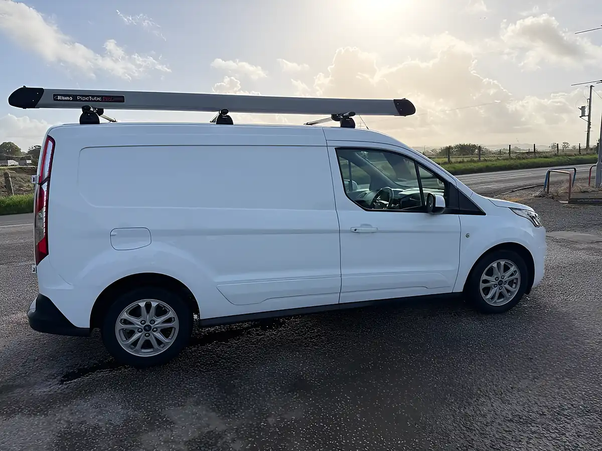 Used 2021 Ford Transit Connect Limited White - Interior and Exterior details 3
