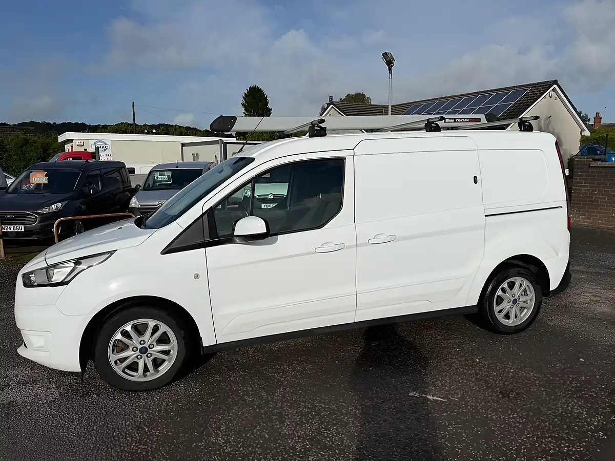 Used 2021 Ford Transit Connect Limited White - Interior and Exterior details 8